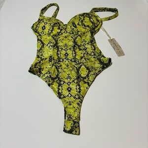 2/$30 Iris Basics Lime Green & Black Thong Bodysuit Size M